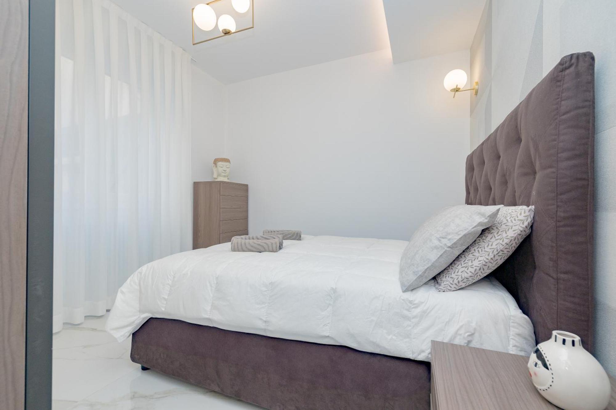 1co4 - Duomo - Luxurious And - Milan